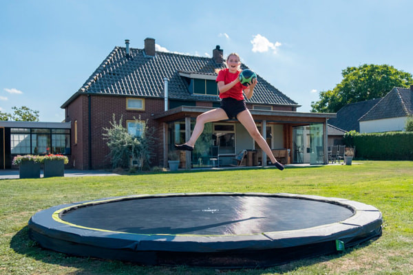 Trampoline om in te graven