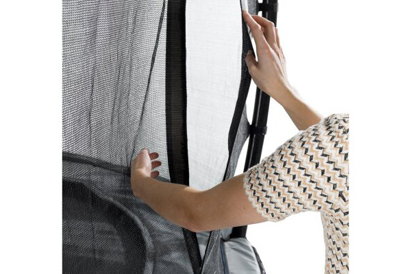 Veiligheidsnet met overlappende deur.