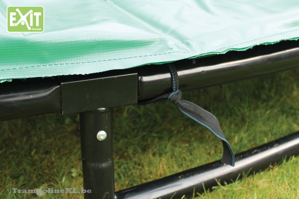 Het frame is gegalvaniseerd en gepoedercoat.