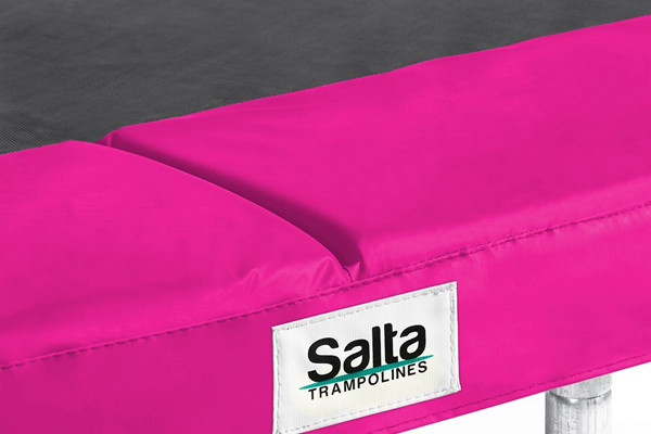 Voorzien van 29 cm brede beschermrand.