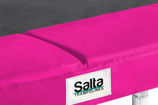 Voorzien van 29 cm brede beschermrand.