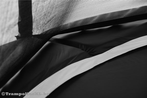 Veiligheidsnet inclusief ritssluiting.