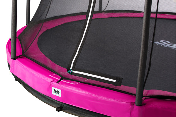 Voorzien van stevige beschermrand.